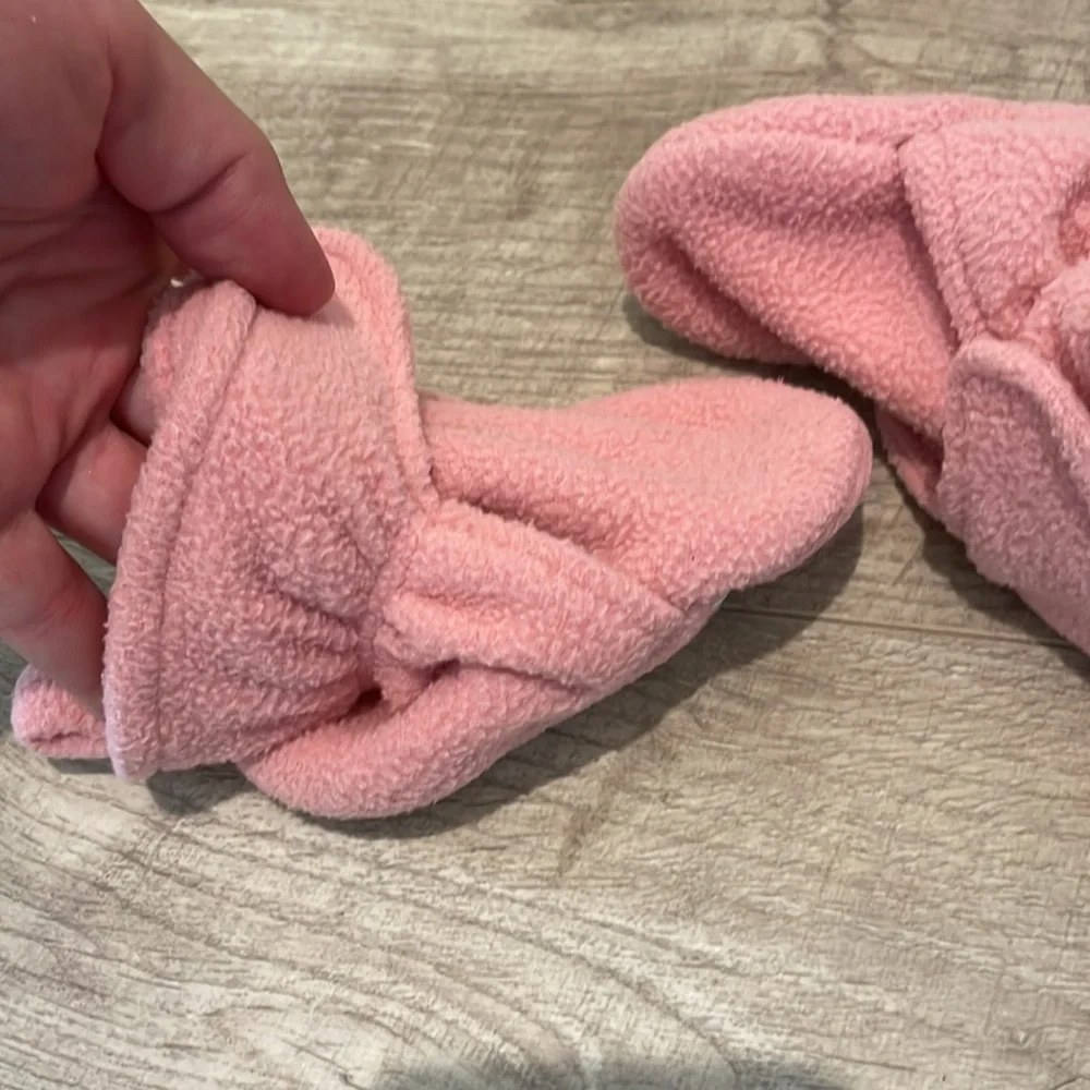 Bundle of soft baby moccasins/crib shoes